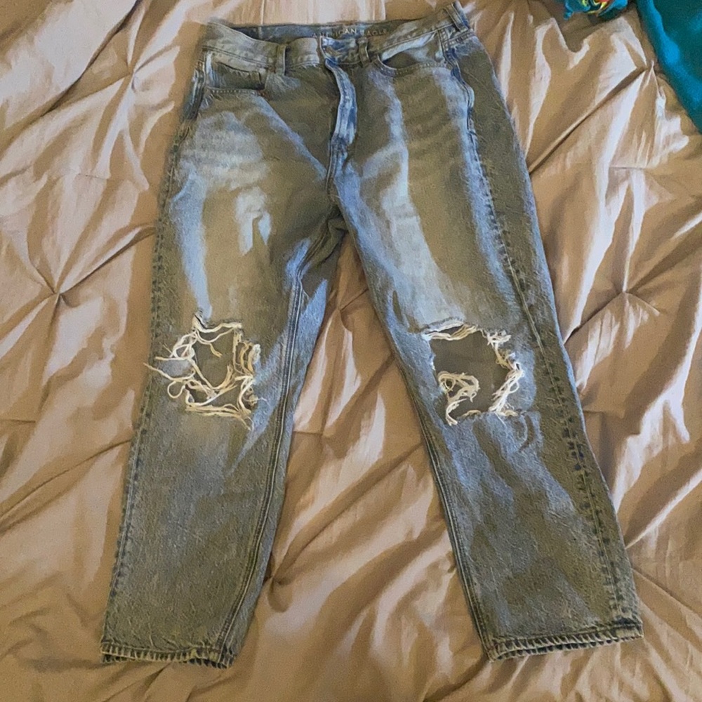 American Eagle Mom Jeans